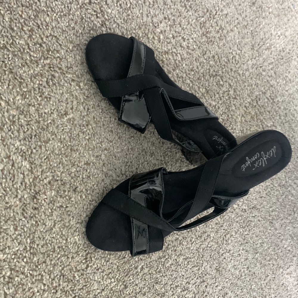 Black heels used slightly used